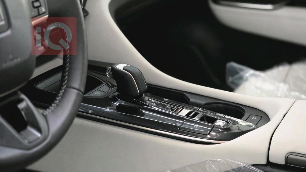 تۆیۆتا کراون